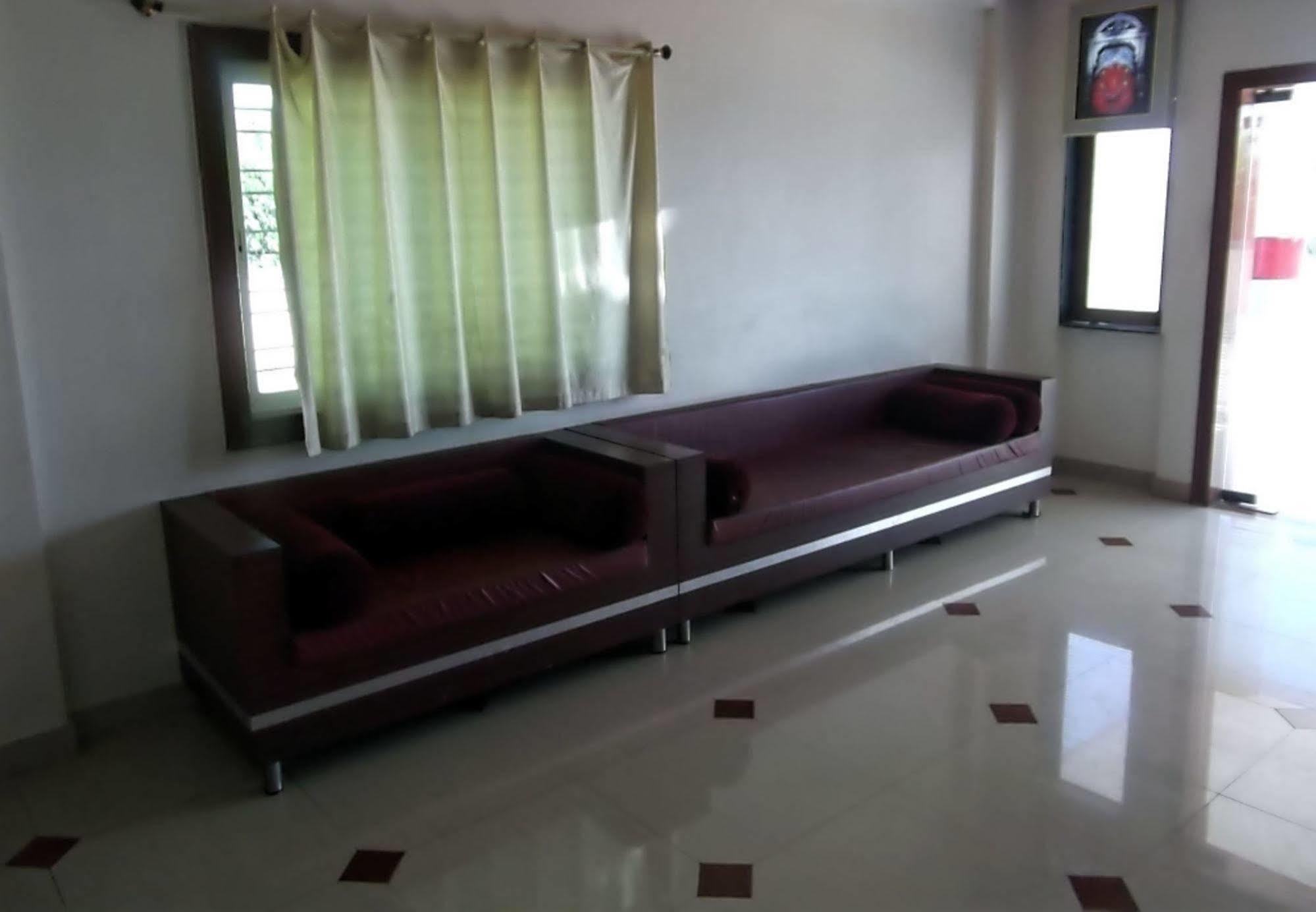 Hotel Rajyog Ranjangaon Ganpati Extérieur photo